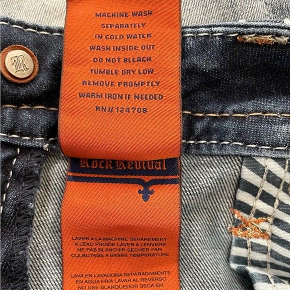 Rock Revival Mid Rise Curvy Capri Jean Audrina Wash Embroidery Rhinestones Sz 28 - Picture 16 of 16